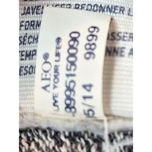 American Eagle Women Medium Gray Marled Button Front Cardigan Sweater - Picture 6 of 6